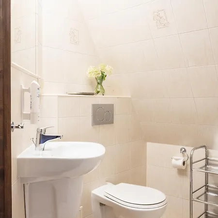 Zakopianski Dwor Konukevi