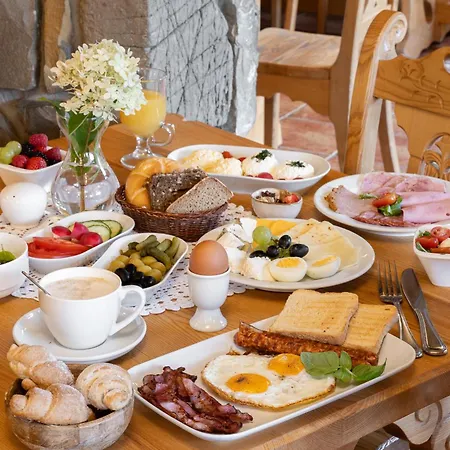 Zakopianski Dwor Konukevi 3*