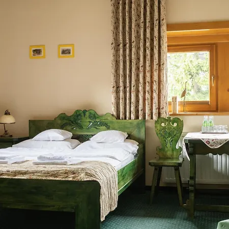 بيت ضيافة Zakopianski Dwor 3*