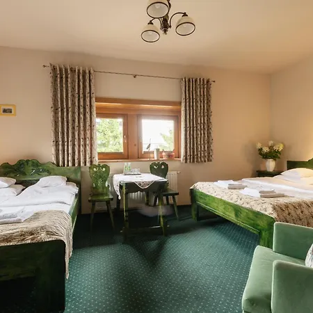 بيت ضيافة Zakopianski Dwor 3*