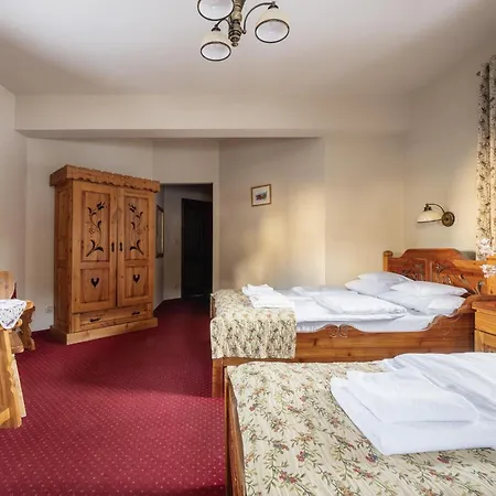 Zakopianski Dwor 3*