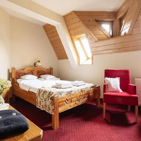 Zakopianski Dwor زاكوباني