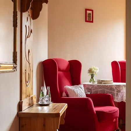 Konukevi Zakopianski Dwor