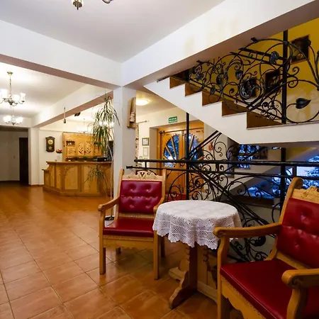 Zakopiański Dwór Pensjonat 3*