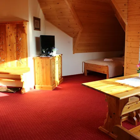 Zakopiański Dwór Pensjonat 3*