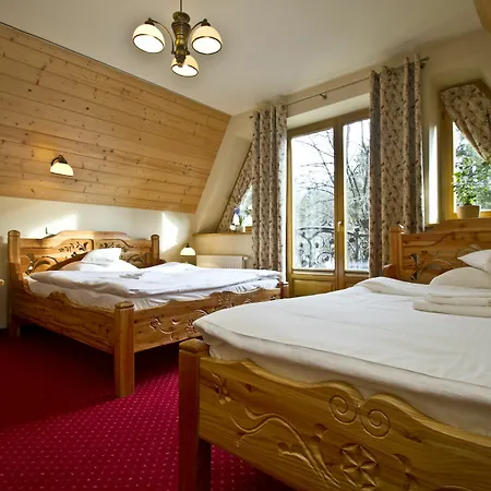 Zakopiański Dwór Pensjonat 3*