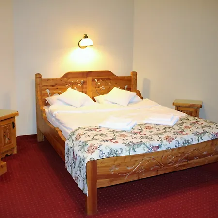 Zakopiański Dwór Pensjonat 3*