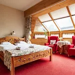 Zakopianski Dwor 3*