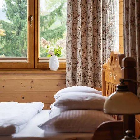 Zakopianski Dwor 3*