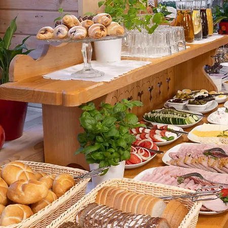 Zakopiański Dwór 3*