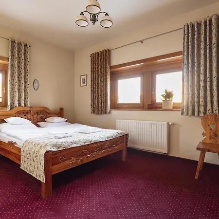 Zakopiański Dwór Pensión 3*