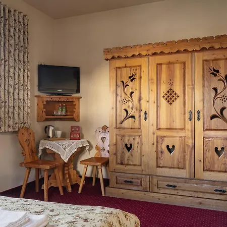 Zakopianski Dwor 3*